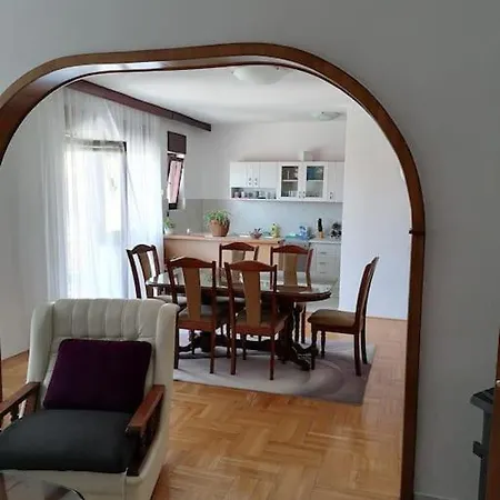 Apartment Kety
